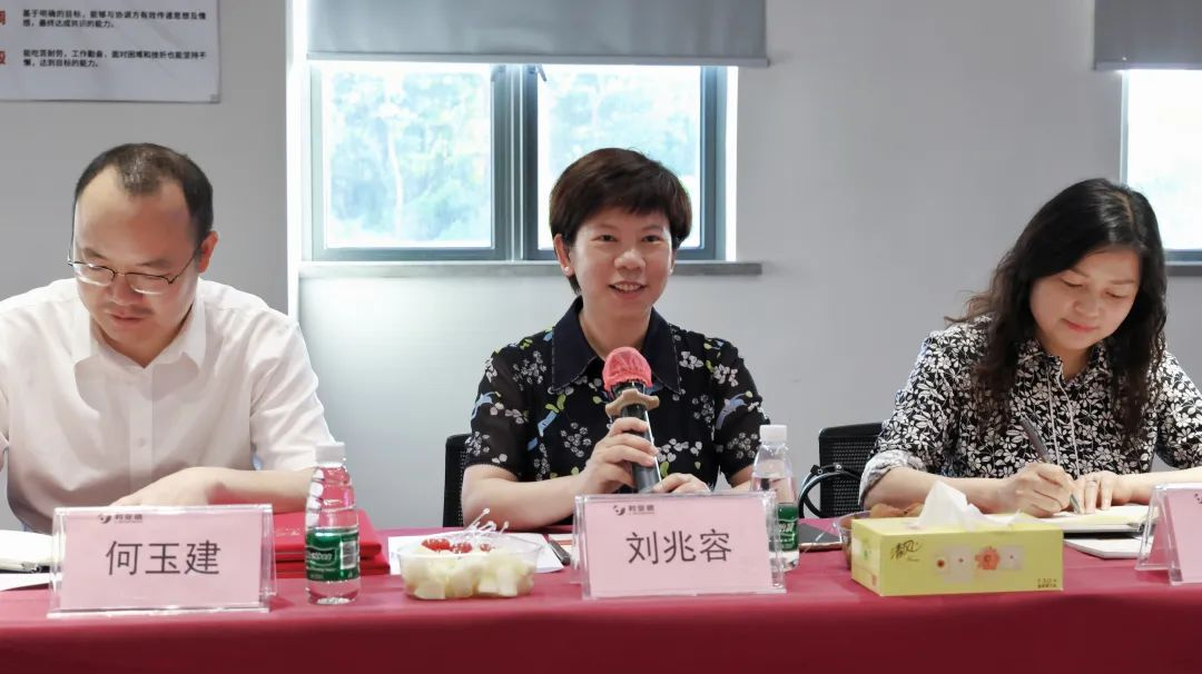 利亞德與成都市郫都區(qū)達(dá)成戰(zhàn)略合作 推動(dòng)成都影視城建設(shè)